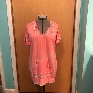 Maurice’s coral colored hooded pullover bathing suit cover with pockets.